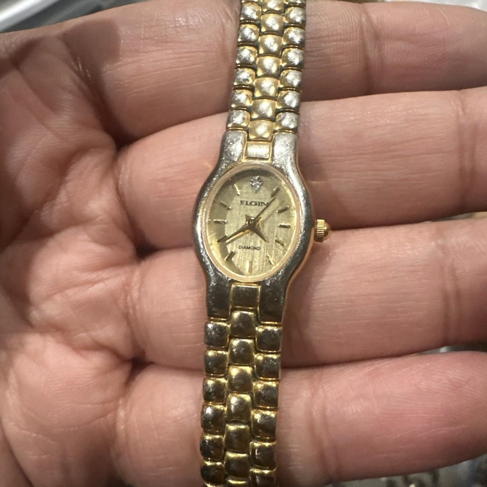 Working Elgin Diamond Quartz Women Dainty Watch Bracelet 17mm Gold Tone Fit 6in‎